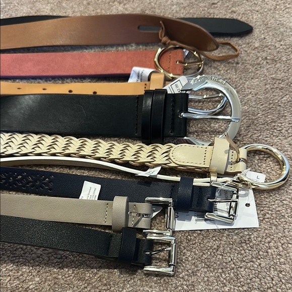 Assorted size large Belts Collection - Picture 2 of 9